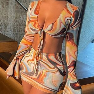 2 pieces set Dress new size M. S,M, L available strech. PRICE WITH A BUNDLE ONLY